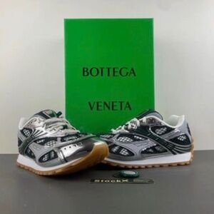 Bottega Veneta Orbit Abyss/ Sliver